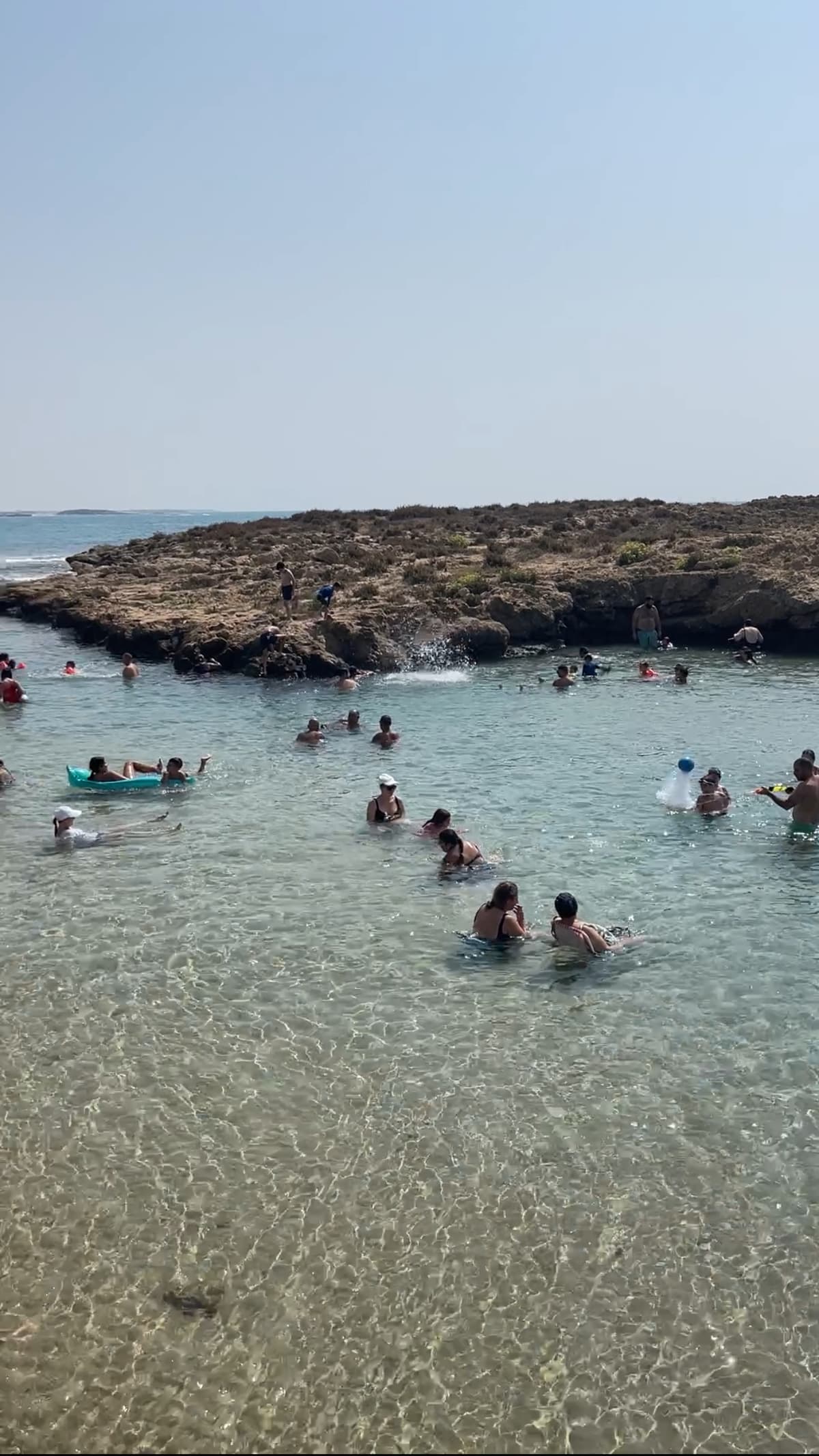 תמונת רקע - חוף עתלית