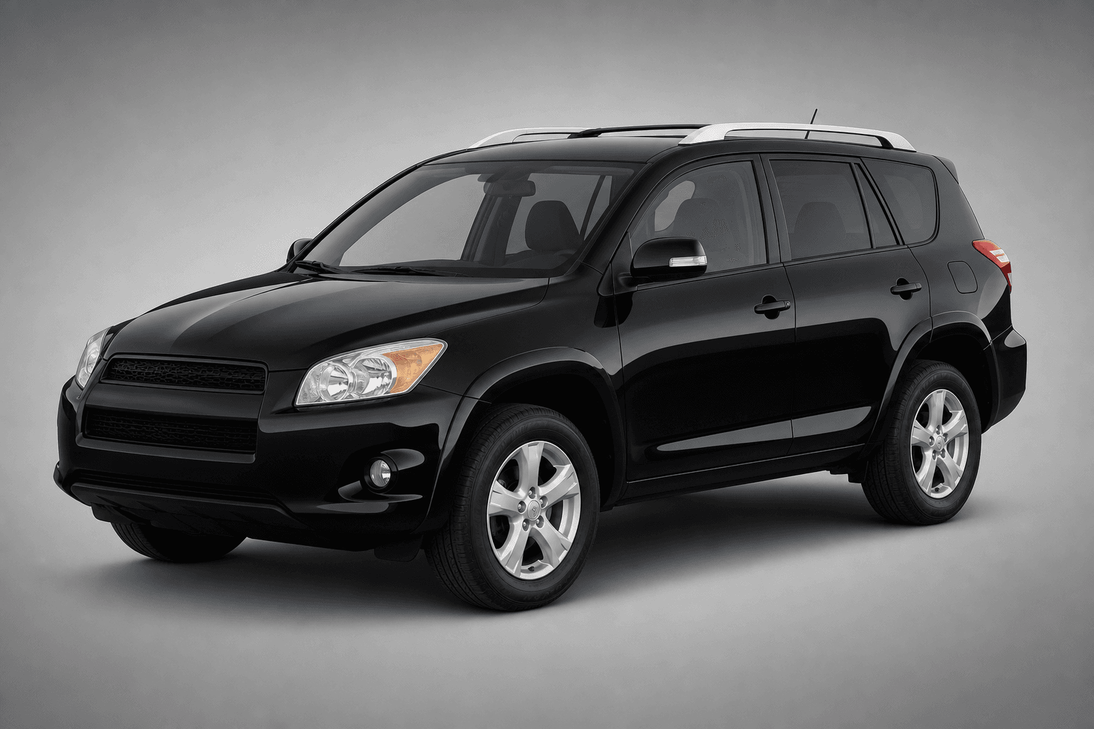 Toyota RAV4 2011 שחורה — הרכב המשפחתי שלנו בטיול
